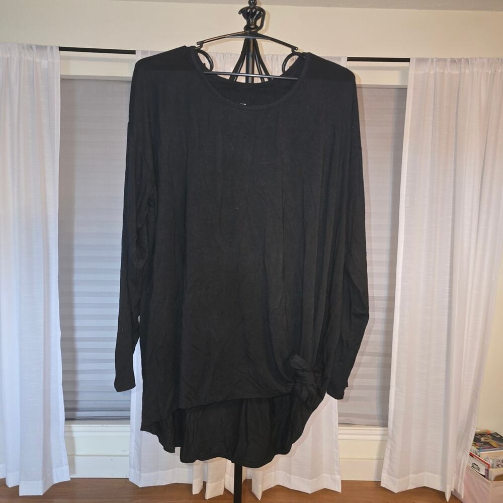 Torrid Black Long Sleeve Women's Tee Sz 2x EUC - Picture 1 of 7